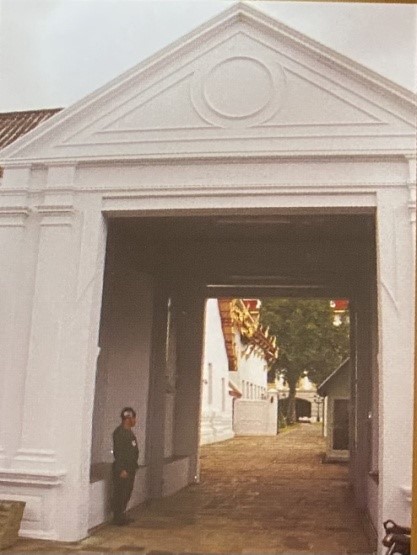 พระที่นั่งบรมราชสถิตยมโหฬาร