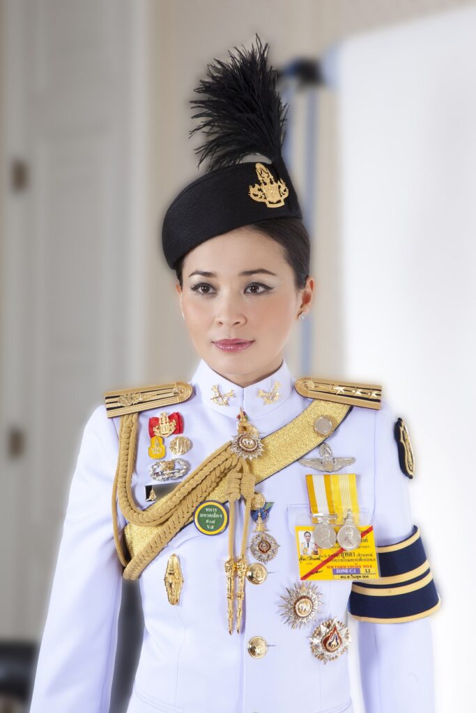 พระราชประวัติ สมเด็จพระนางเจ้าสุทิดา พัชรสุธาพิมลลักษณ พระบรมราชินี