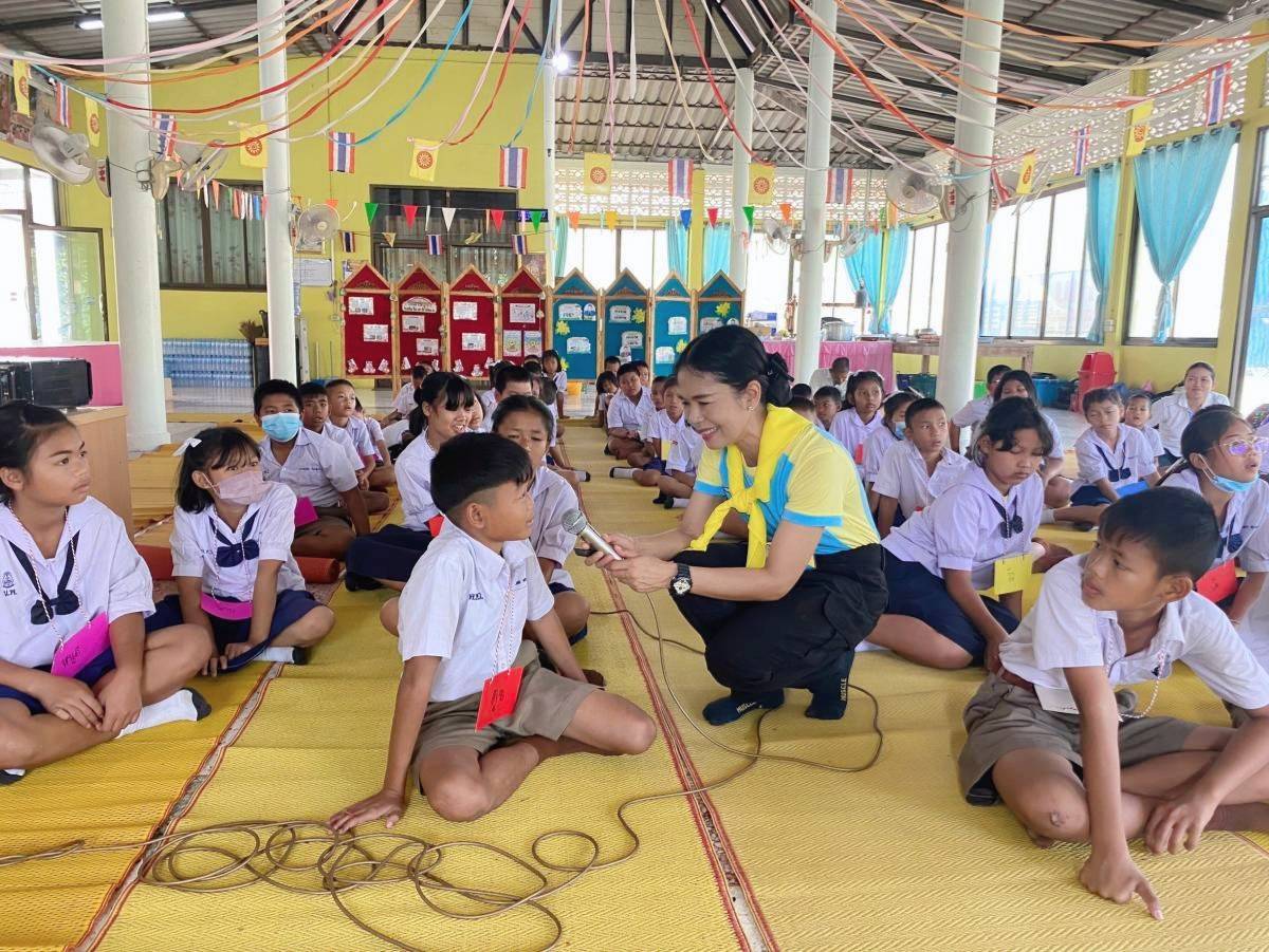 จิตอาสาพระราชทาน จัดกิจกรรม โครงการพัฒนาคุณธรรม จริยธรรมและคุณลักษณะอันพึงประสงค์ ณ วัดคลองแห้งพัฒนาราม อำเภอห้วยคต จังหวัดอุทัยธานี