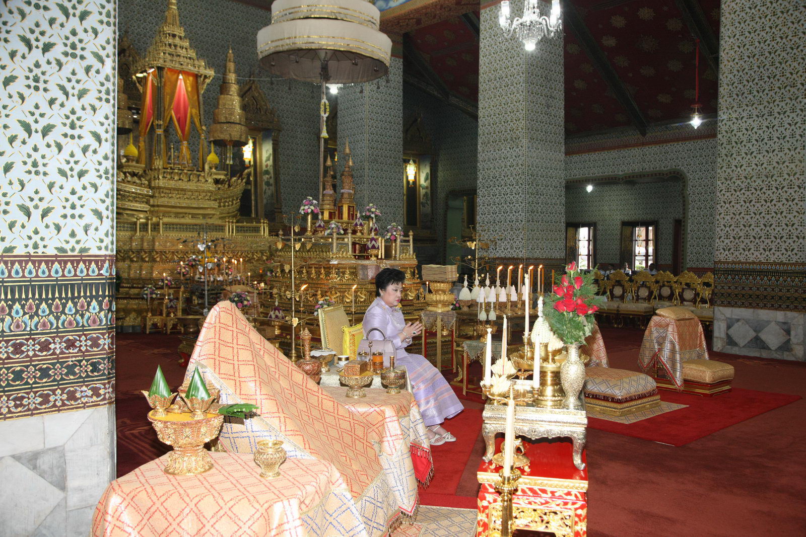 พระเจ้าวรวงศ์เธอ พระองค์เจ้าโสมสวลี พระวรราชาทินัดดามาตุ เสด็จแทนพระองค์ ไปทรงถวายราชสักการะพระบรมราชานุสาวรีย์พระบาทสมเด็จพระปรเมนทร มหาอานันทมหิดล พระอัฐมรามาธิบดินทร