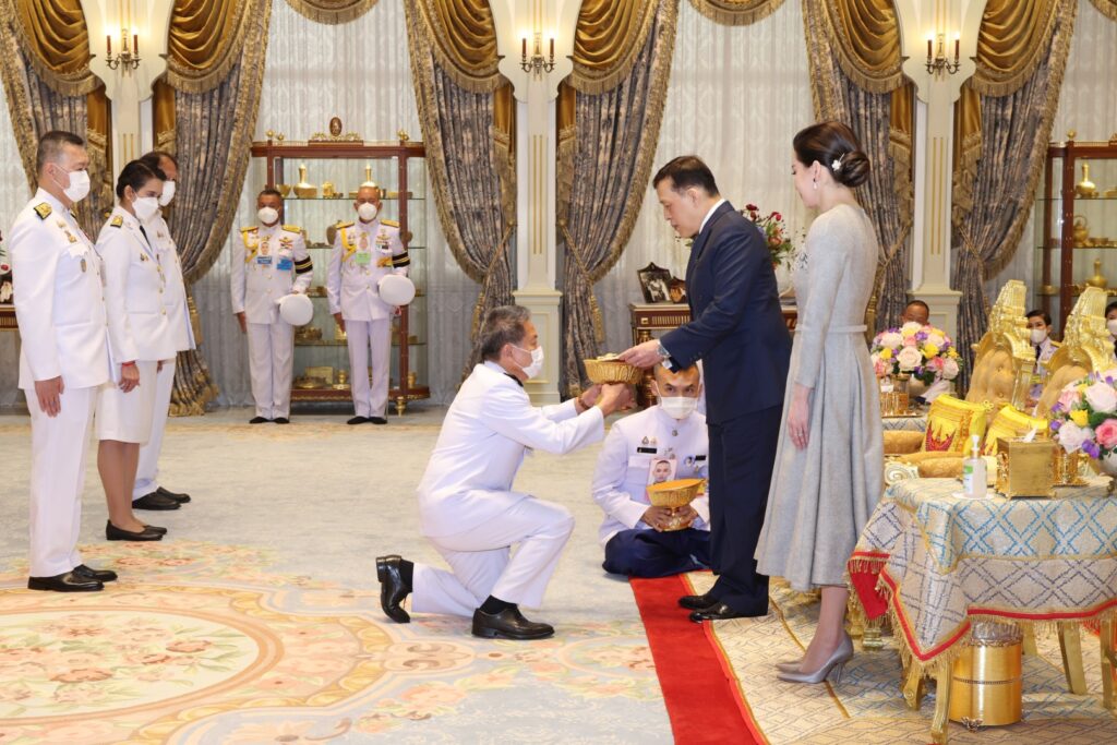 คณะ กสทช. เฝ้าฯ