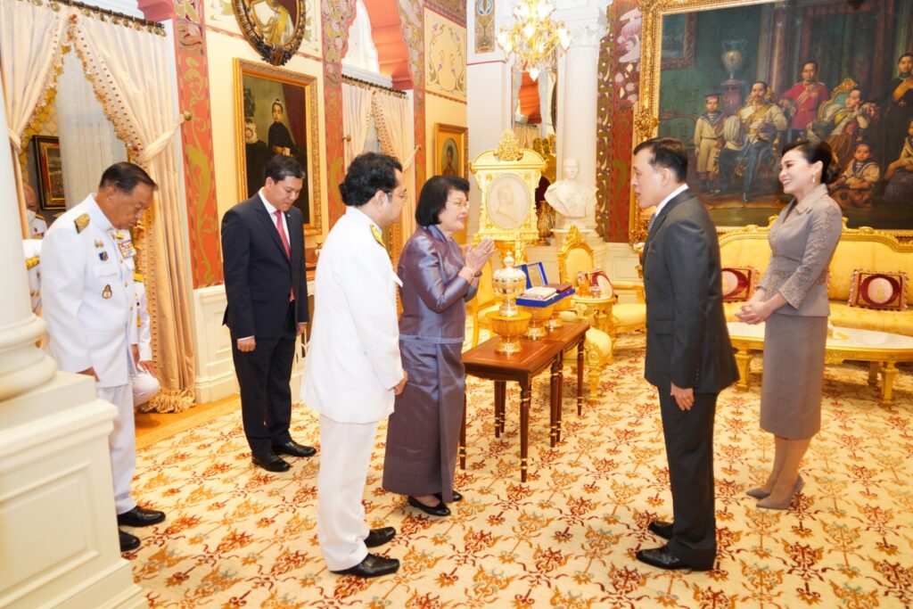ประธานสภาแห่งชาติราชอาณาจักรกัมพูชา เฝ้าทูลละอองธุลีพระบาท ในโอกาสเดินทางเยือนประเทศไทยอย่างเป็นทางการในฐานะแขกของรัฐสภาไทย