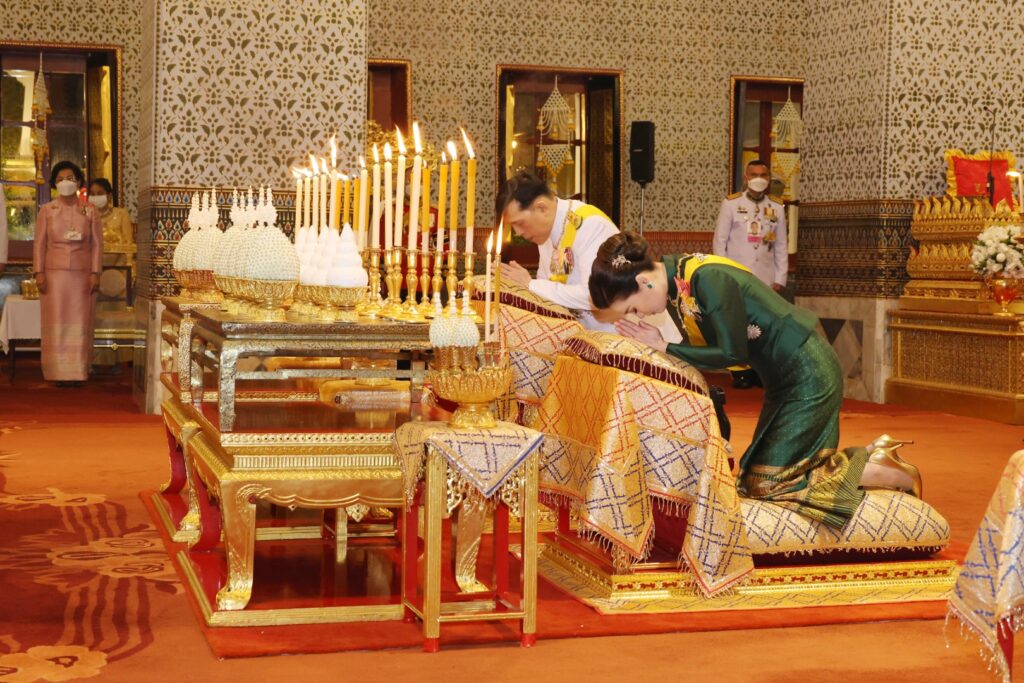 ทรงบำเพ็ญพระราชกุศลอภิลักขิตสมัยคล้ายวันสวรรคตของพระบาทสมเด็จพระพุทธเลิศหล้านภาลัย บรรจบครบ 200 ปี