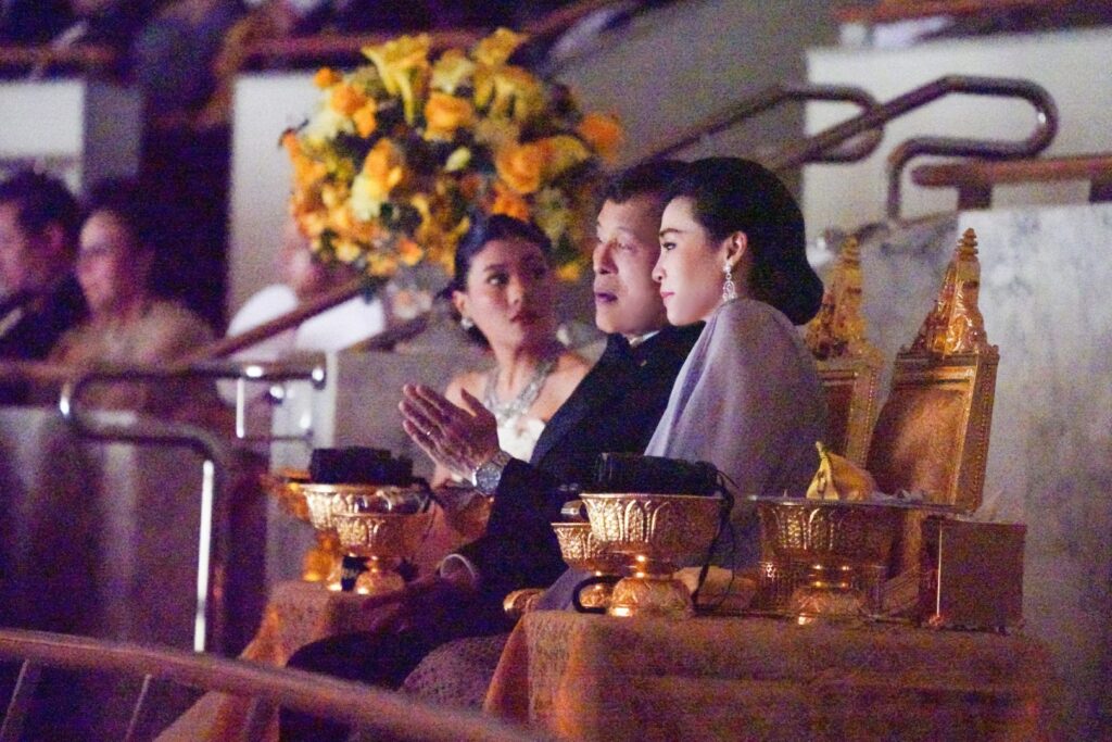 ทอดพระเนตรการแสดงอุปรากร “มาดามบัตเตอร์ฟลาย”