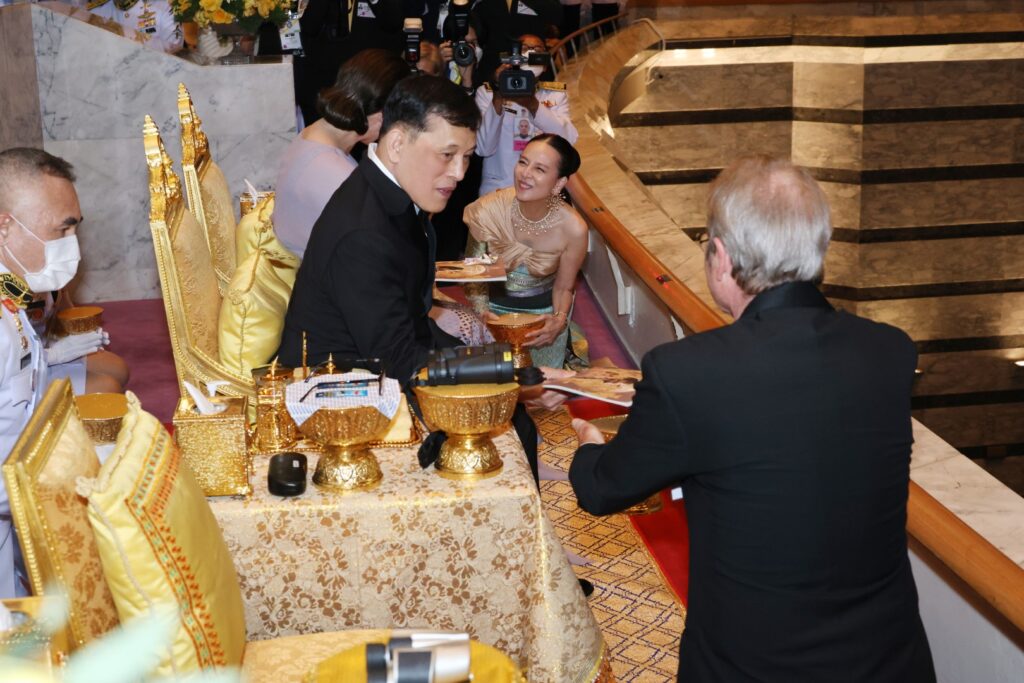 ทอดพระเนตรการแสดงอุปรากร “มาดามบัตเตอร์ฟลาย” (Madama Butterfly)