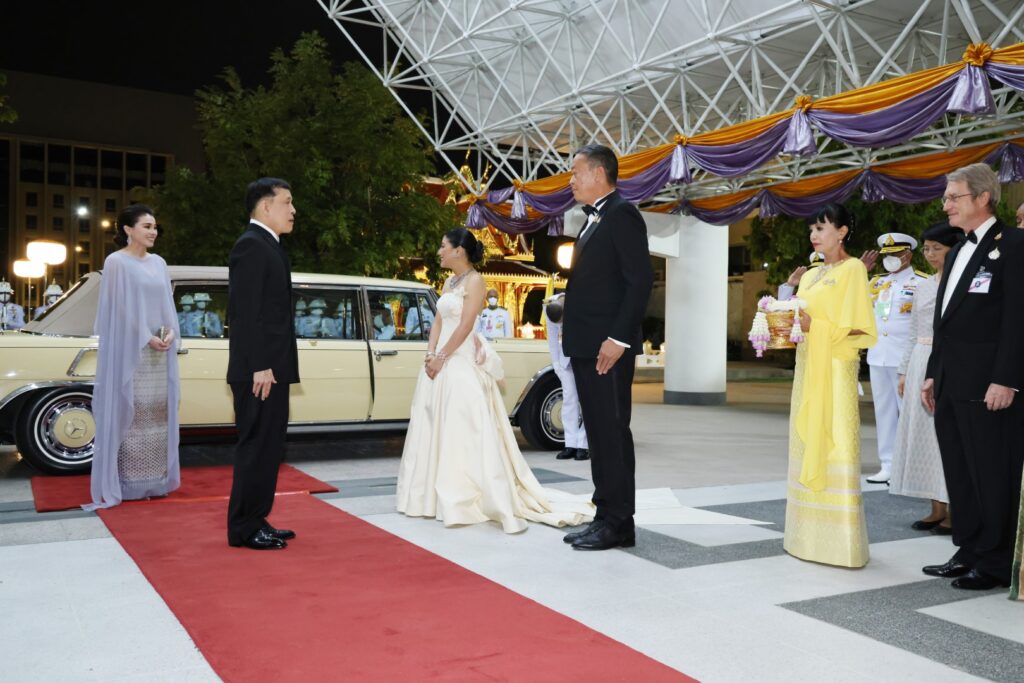 ทอดพระเนตรการแสดงอุปรากร “มาดามบัตเตอร์ฟลาย” (Madama Butterfly)