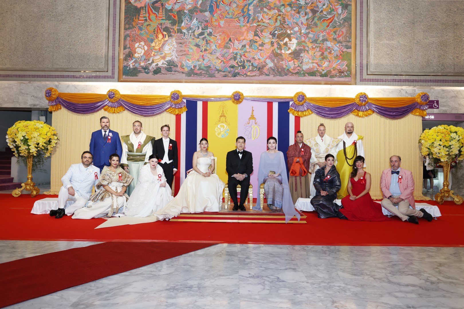พระบาทสมเด็จพระเจ้าอยู่หัว และสมเด็จพระนางเจ้า ฯ พระบรมราชินี เสด็จพระราชดำเนินไปทอดพระเนตรการแสดงอุปรากร “มาดามบัตเตอร์ฟลาย” (Madama Butterfly) เพื่อเฉลิมพระเกียรติพระบาทสมเด็จพระเจ้าอยู่หัว เนื่องในโอกาสพระราชพิธีมหามงคลเฉลิมพระชนมพรรษา 6 รอบ 28 กรกฎาคม 2567  ณ หอประชุมใหญ่ ศูนย์วัฒนธรรมแห่งประเทศไทย