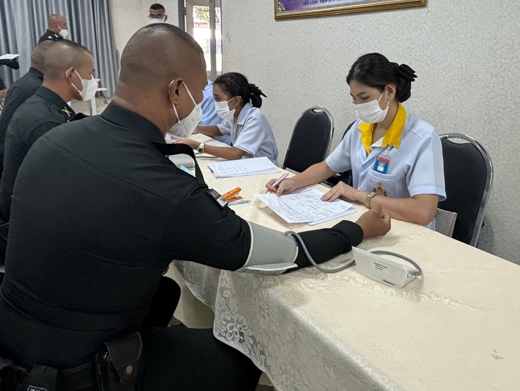 ข้าราชบริพารหน่วยราชการในพระองค์ พร้อมใจกันร่วมบริจาคโลหิต ถวายเป็นพระราชกุศลแด่พระบาทสมเด็จพระเจ้าอยู่หัว เนื่องในโอกาสพระราชพิธีมหามงคลเฉลิมพระชนมพรรษา 6 รอบ 28 กรกฎาคม 2567