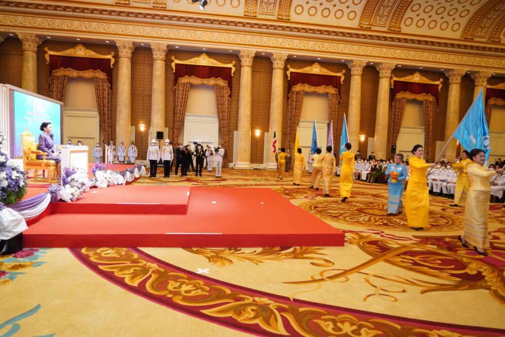 เสด็จพระราชดำเนินไปทรงเปิดงานวันสตรีไทย ประจำปี 2567