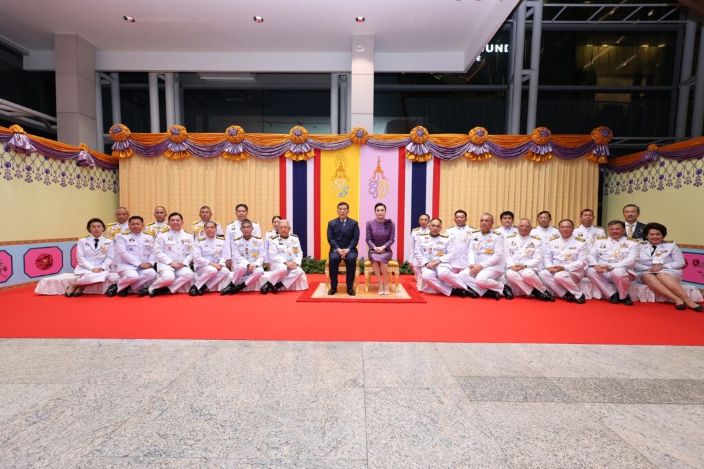 ไปทรงเปิดงาน “โครงการหลวง 55” ณ ศูนย์การค้าเซ็นทรัลเวิลด์