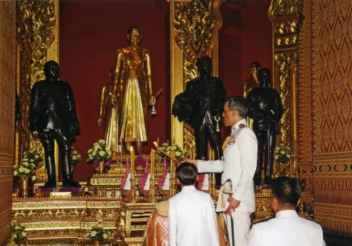 วันพระบาทสมเด็จพระพุทธยอดฟ้าจุฬาโลกมหาราช และวันที่ระลึกมหาจักรีบรมราชวงศ์​