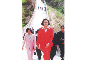 สมเด็จพระกนิษฐาธิราชเจ้า กรมสมเด็จพระเทพรัตนราชสุดา ฯ สยามบรมราชกุมารี เสด็จพระราชดำเนินไปทรงเยือน สาธารณรัฐประชาชนจีนเป็นครั้งแรก ระหว่างวันที่ ๑๒ – ๒๐ พฤษภาคม ๒๕๒๔