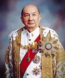 นายจำรัส เขมะจารุ