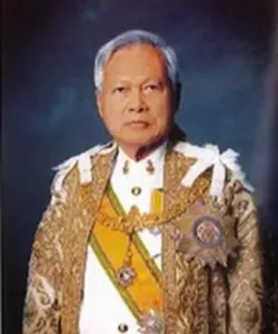 พลเอก เปรม ติณสูลานนท์