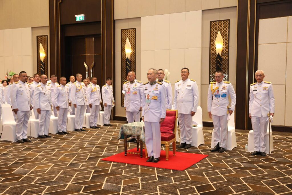 ันนี้ (2 พย 67) เวลา 08.45 น. พระบาทสมเด็จพระเจ้าอยู่หัว ทรงพระกรุณาโปรดเกล้าโปรดกระหม่อมให้ นายอำพน กิตติอำพน องคมนตรี เป็นผู้แทนพระองค์ ไปในพิธีเปิดหลักสูตร "ปูทาง สู่การตื่นรู้ ธรรมนาวา วัง" (ภาคประชาชน) ณ หอประชุมกองทัพบก เขตวังทองหลาง กรุงเทพมหานคร