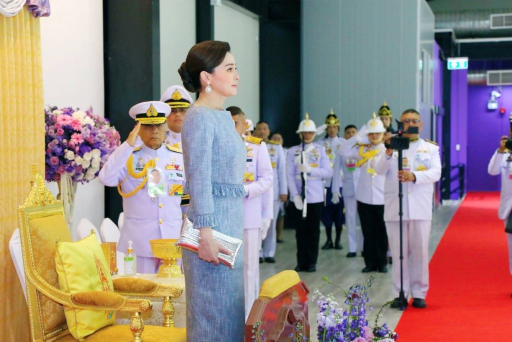 สมเด็จพระนางเจ้า ฯ พระบรมราชินี เสด็จ ฯ ไปทอดพระเนตรการแข่งขันกีฬาฮอกกี้น้ำแข็งคนพิการชิงแชมป์โลก รายการ “2024 แบงค็อก เวิลด์ พารา ไอซ์ ฮอกกี้ แชมเปียนชิพส์ ซี-พูล” (2024 Bangkok World Para Ice Hockey Championships C- Pool) และพระราชทานถ้วยรางวัลการแข่งขัน ฯ แก่ทีมที่ชนะเลิศ ณ สนามฮอกกี้น้ำแข็ง “ไทยแลนด์ อินเตอร์เนชันแนล ไอซ์ ฮอกกี้ อารีนา” (Thailand International Ice Hockey Arena) เขตห้วยขวาง กรุงเทพมหานคร