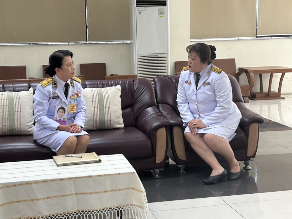 พระบาทสมเด็จพระเจ้าอยู่หัว ทรงพระกรุณาโปรดเกล้าโปรดกระหม่อมพระราชทาน สิ่งของเครื่องอุปโภคบริโภค และเวชภัณฑ์ทางการแพทย์ แก่สถานสงเคราะห์ต่าง ๆ เนื่องในโอกาสวันคล้ายวันประสูติ สมเด็จพระเจ้าลูกเธอ เจ้าฟ้าพัชรกิติยาภา นเรนทิราเทพยวดี กรมหลวงราชสาริณีสิริพัชร มหาวัชรราชธิดา